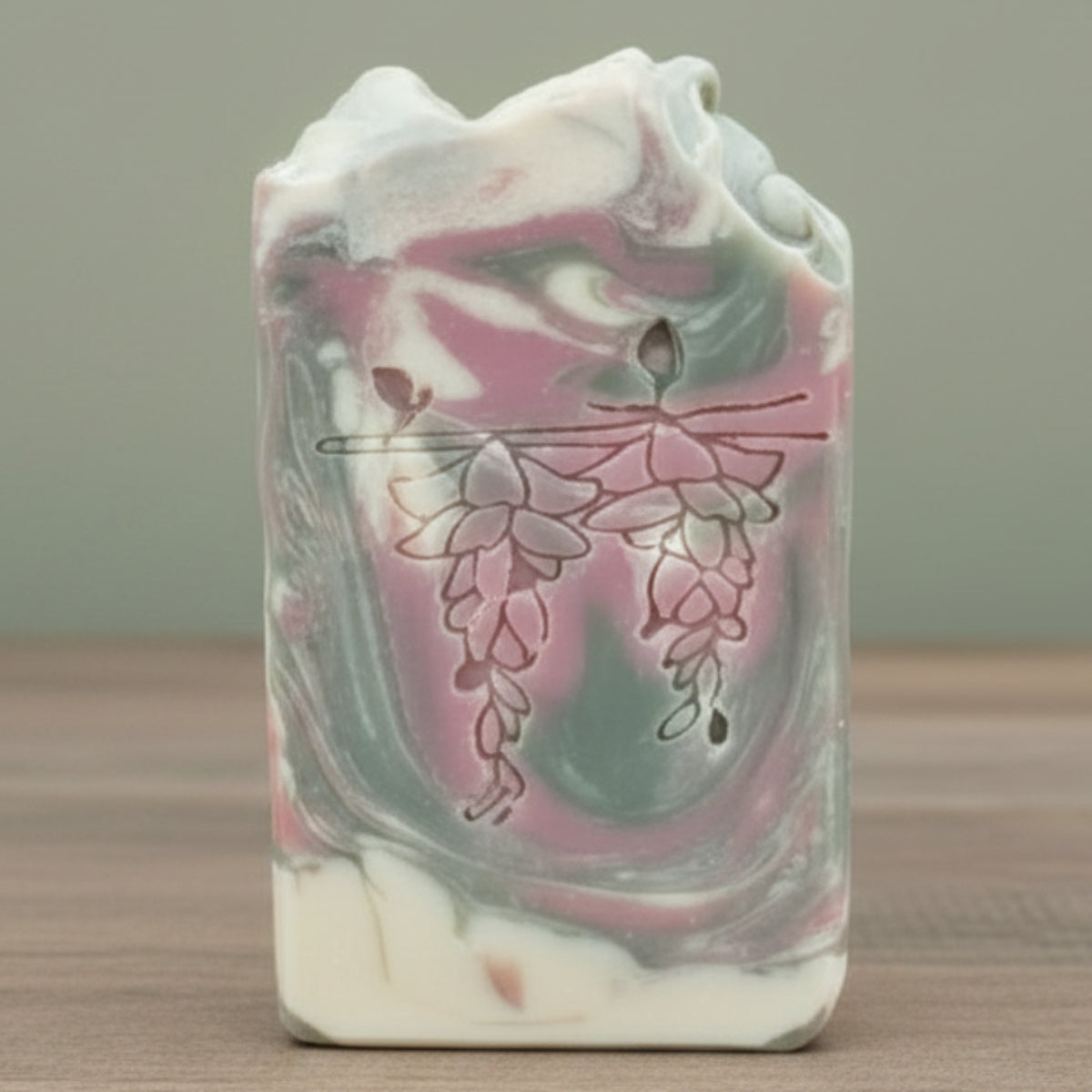 LARGE SOAP STAMP – Lilac Wisteria Botanical Spring Floral Design Creates LARGE, crisp Lilac or Wisteria impressions with elegant botanical detail. Ideal for spring soaps, floral gift sets, garden‑themed batches, and artisan market collections.