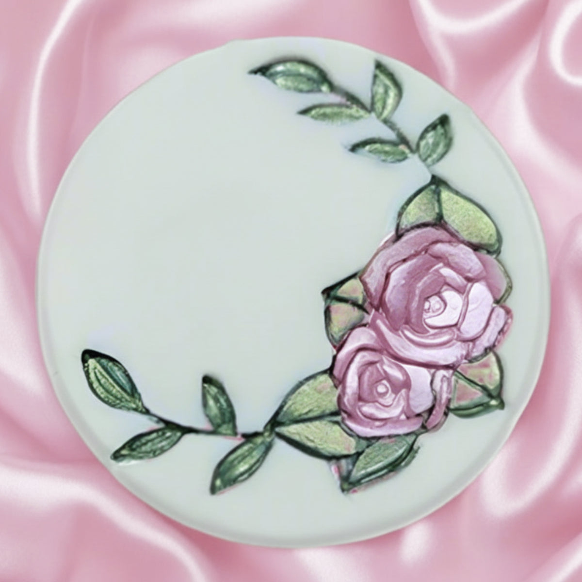 Large beautiful roses stamp with greens great for weddings showers and just beautiful on any soap! Lil swatara